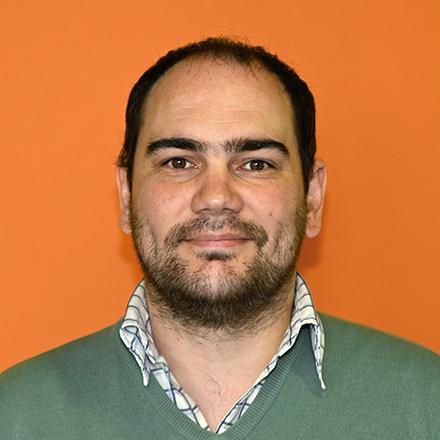 Daniel Holmes Daniel Holmes